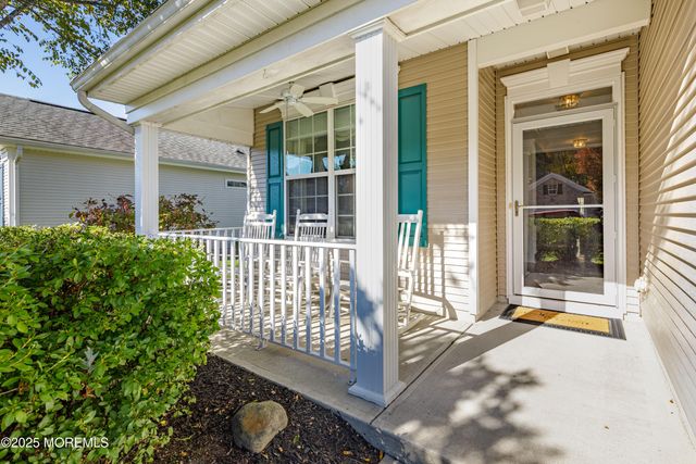 57 Chesterfield Drive, Jackson, NJ 08527