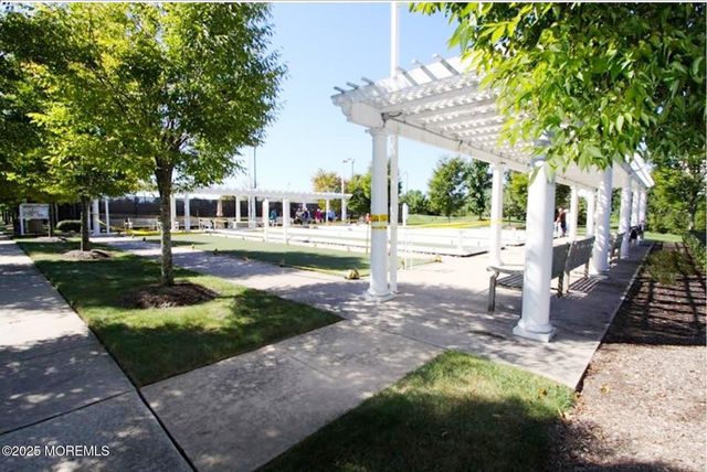 57 Chesterfield Drive, Jackson, NJ 08527