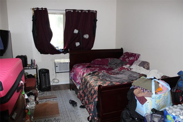 3814 Barnes Avenue, Bronx, NY 10467
