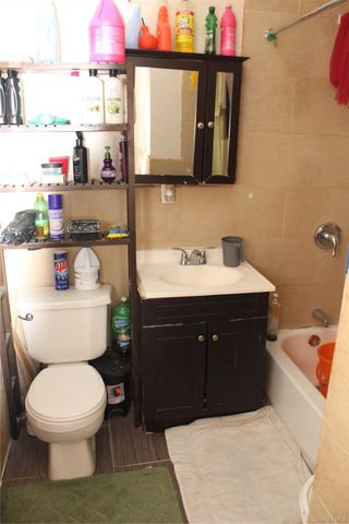 3814 Barnes Avenue, Bronx, NY 10467