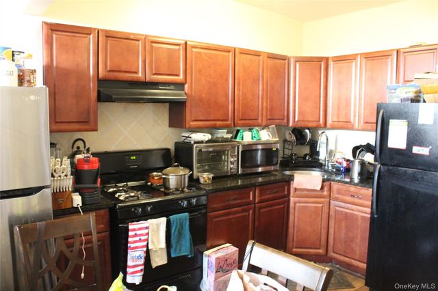3814 Barnes Avenue, Bronx, NY 10467