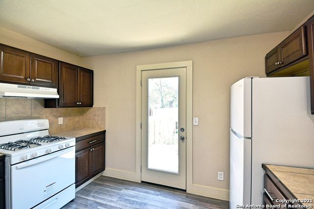 1401 Coco Ln Apt A, New Braunfels, TX 78130