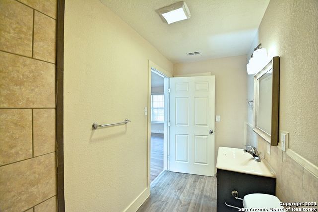 1401 Coco Ln Apt A, New Braunfels, TX 78130