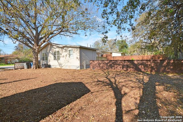 1401 Coco Ln Apt A, New Braunfels, TX 78130