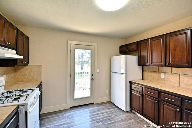 1401 Coco Ln Apt A, New Braunfels, TX 78130