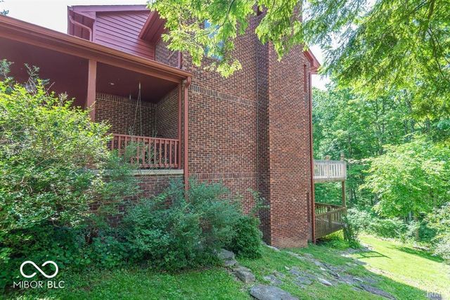 9982 S Saint Andrews, Bloomington, IN 47401