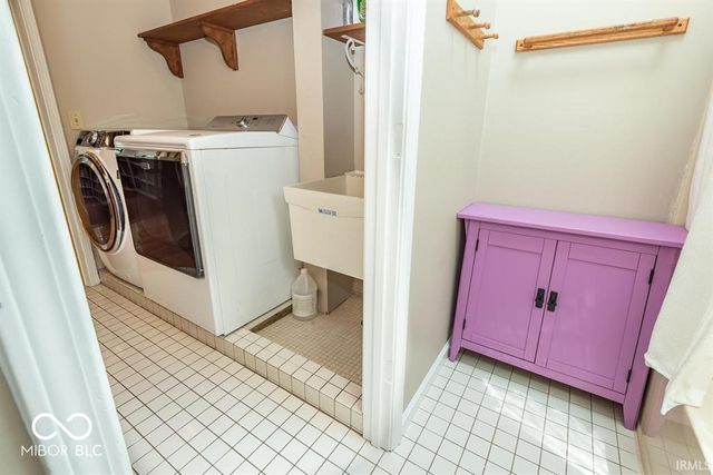 9982 S Saint Andrews, Bloomington, IN 47401
