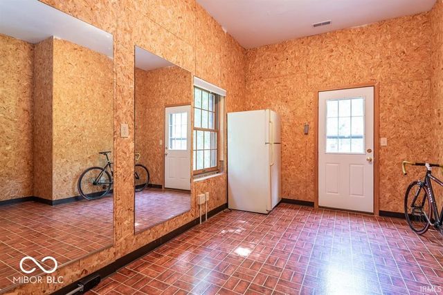 9982 S Saint Andrews, Bloomington, IN 47401