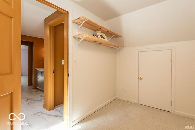 9982 S Saint Andrews, Bloomington, IN 47401