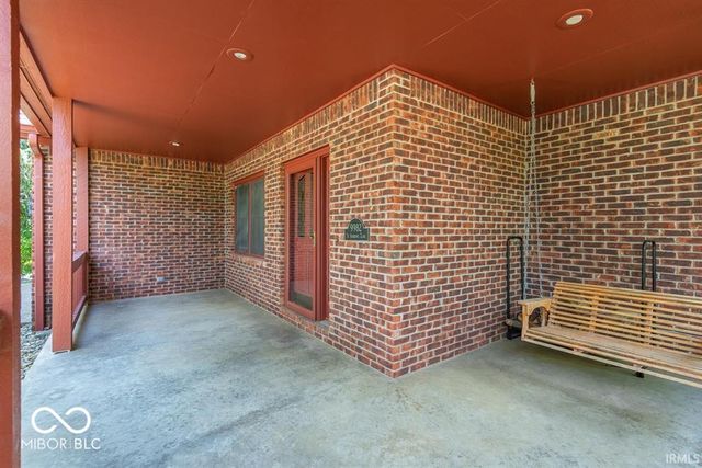 9982 S Saint Andrews, Bloomington, IN 47401