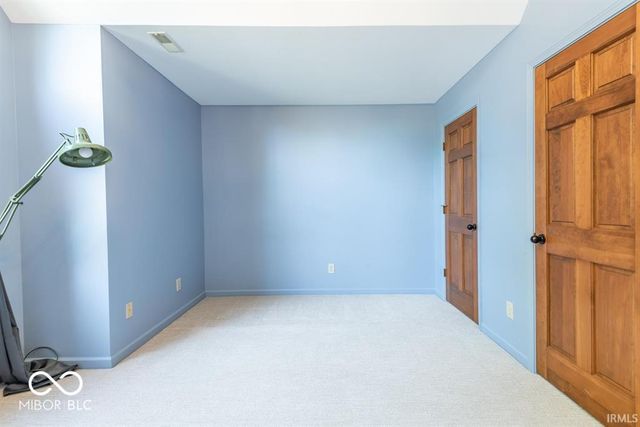 9982 S Saint Andrews, Bloomington, IN 47401
