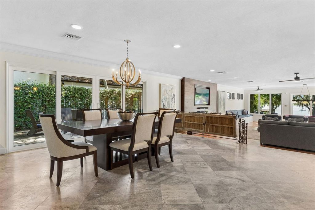 Image 16 of property listing at 1629 HEMPEL AVENUE, Windermere, FL 34786