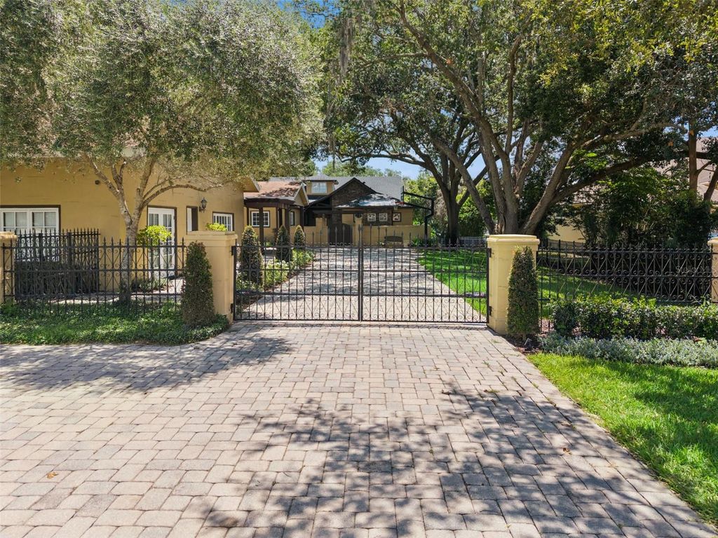 Image 78 of property listing at 1629 HEMPEL AVENUE, Windermere, FL 34786