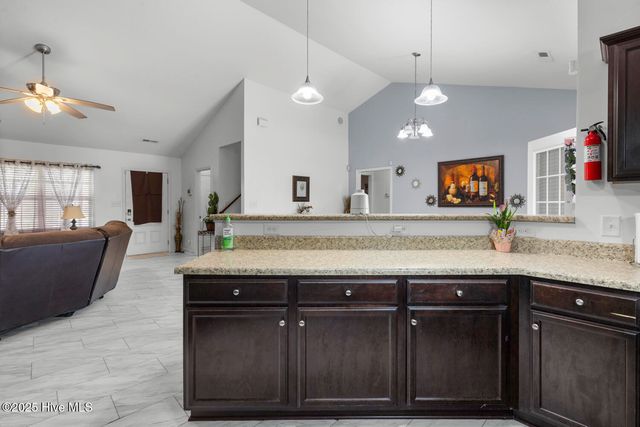 250 Rowland Drive, Richlands, NC 28574