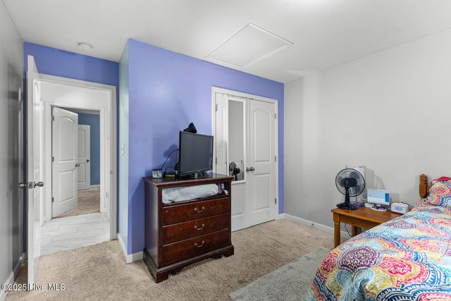 250 Rowland Drive, Richlands, NC 28574