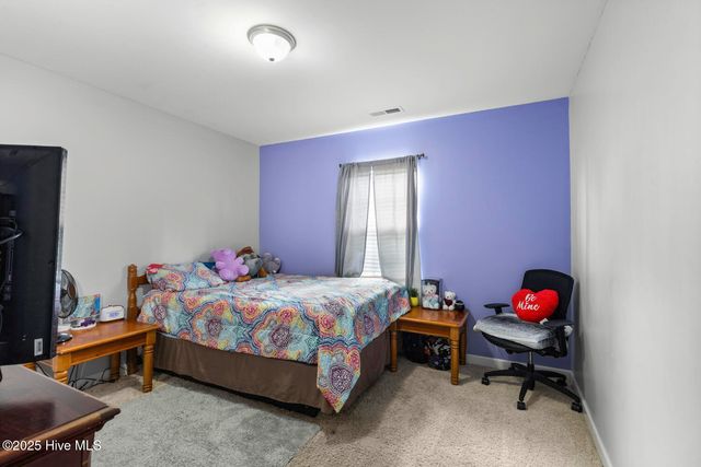 250 Rowland Drive, Richlands, NC 28574