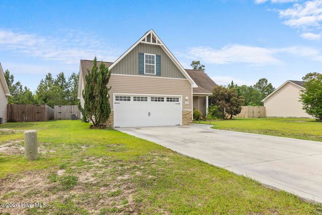250 Rowland Drive, Richlands, NC 28574