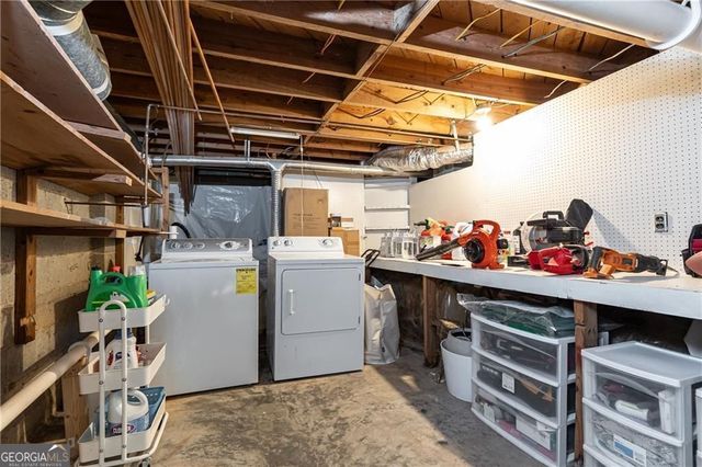 1295 Lindenwood Lane NE, Brookhaven, GA 30319