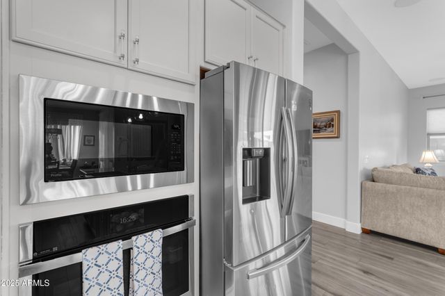 17893 W AMBERWOOD Drive, Goodyear, AZ 85338