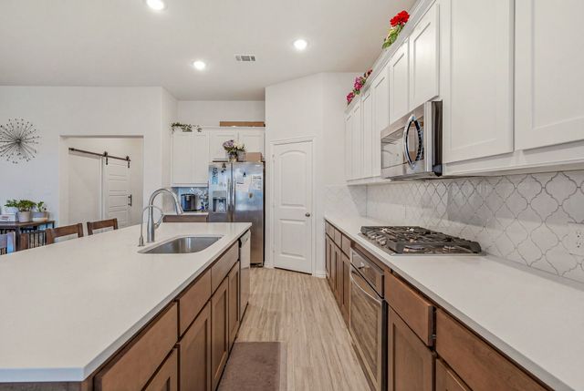 312 Honey Brook Lane, Aledo, TX 76008