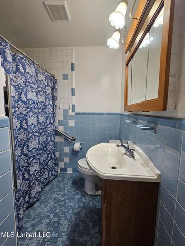 2485 Carter Road, Biloxi, MS 39531