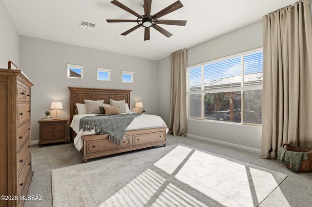 10937 N Ledge Stone Drive, Oro Valley, AZ 85742