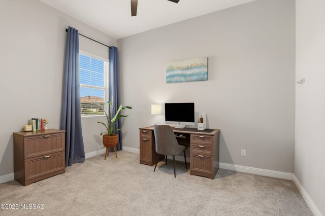 10937 N Ledge Stone Drive, Oro Valley, AZ 85742