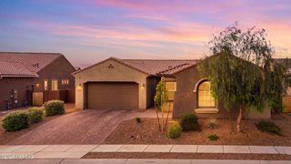 10937 N Ledge Stone Drive, Oro Valley, AZ 85742