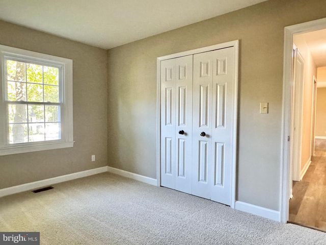 2 KELLY CT, Fredericksburg, VA 22407