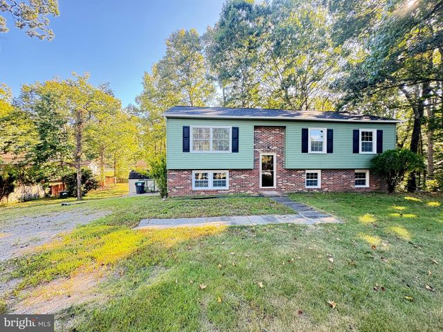 2 KELLY CT, Fredericksburg, VA 22407