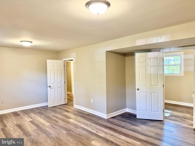 2 KELLY CT, Fredericksburg, VA 22407