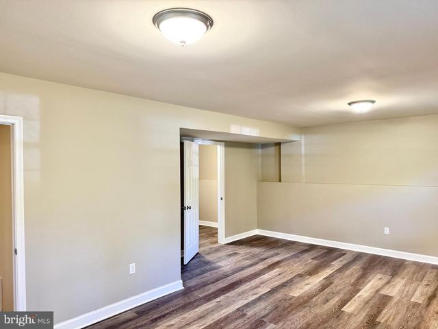2 KELLY CT, Fredericksburg, VA 22407