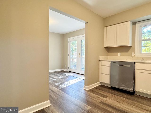 2 KELLY CT, Fredericksburg, VA 22407