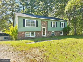 2 KELLY CT, Fredericksburg, VA 22407