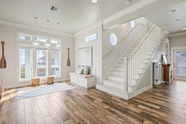 3116 James, Crystal Beach, TX 77650