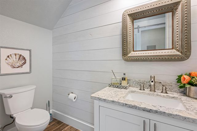 3116 James, Crystal Beach, TX 77650