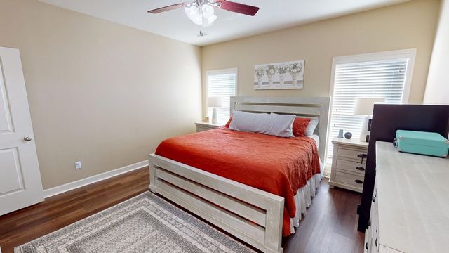 121 Tanglewood Drive, Headland, AL 36345