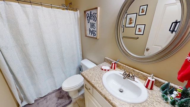 121 Tanglewood Drive, Headland, AL 36345