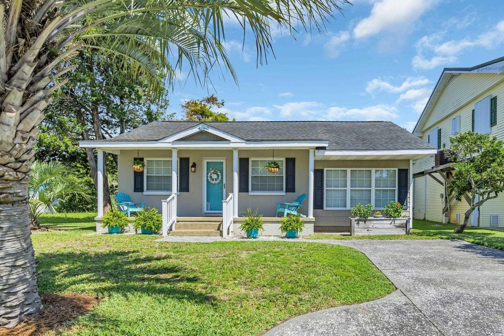 2205 Cecelia St., North Myrtle Beach, SC 29582