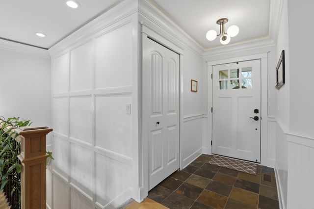 3111 Smugglers Ridge, Commerce Twp, MI 48390
