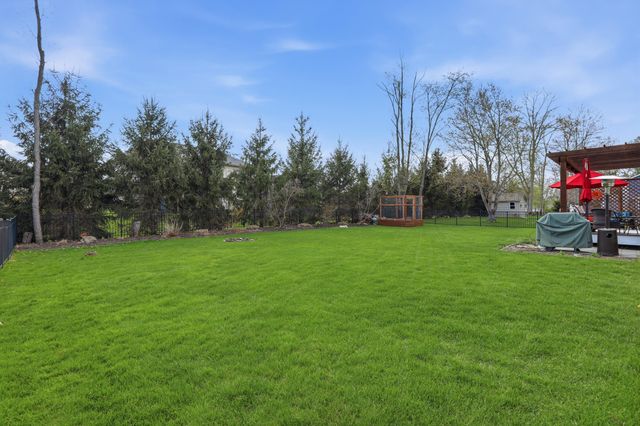 3111 Smugglers Ridge, Commerce Twp, MI 48390