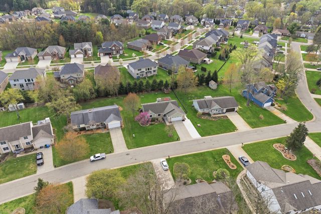 3111 Smugglers Ridge, Commerce Twp, MI 48390
