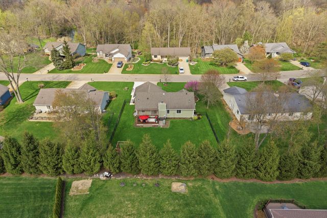 3111 Smugglers Ridge, Commerce Twp, MI 48390