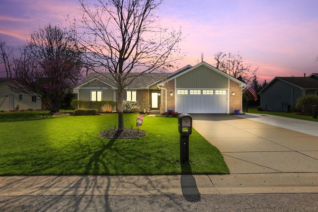 3111 Smugglers Ridge, Commerce Twp, MI 48390