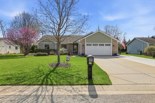 3111 Smugglers Ridge, Commerce Twp, MI 48390