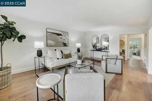 1317 Ptarmigan Dr 6, Walnut Creek, CA 94595