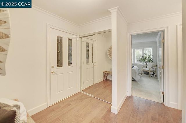 1317 Ptarmigan Dr 6, Walnut Creek, CA 94595