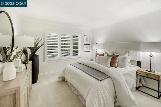 1317 Ptarmigan Dr 6, Walnut Creek, CA 94595