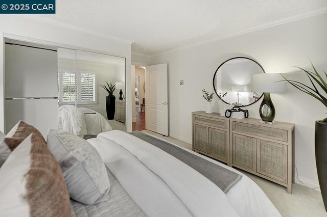 1317 Ptarmigan Dr 6, Walnut Creek, CA 94595