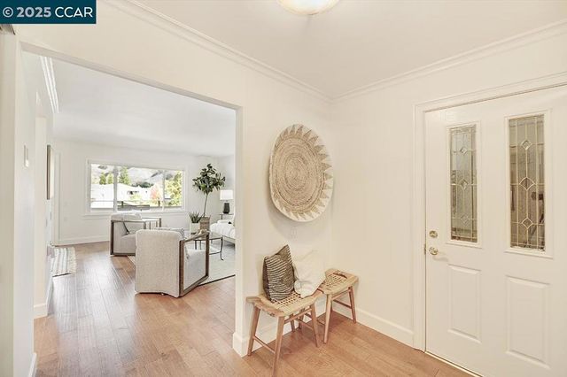 1317 Ptarmigan Dr 6, Walnut Creek, CA 94595